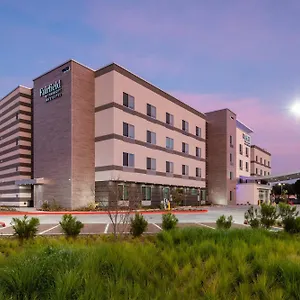 Hotel Fairfield By Marriott & Anaheim Alamitos